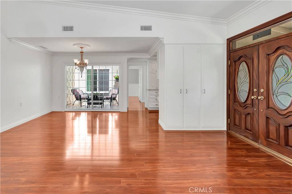 Laguna Woods, CA 92637,741 Avenida Majorca #B