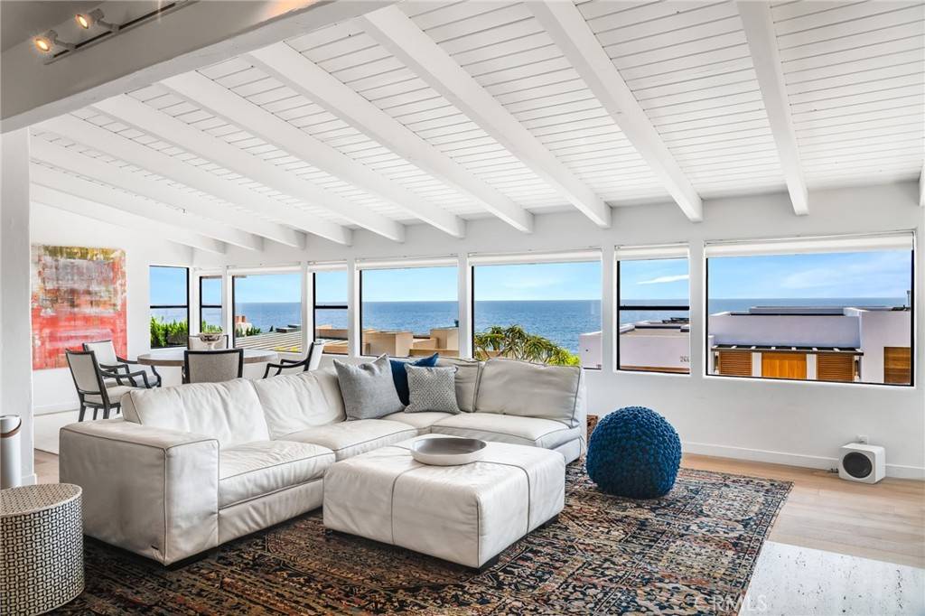 Laguna Beach, CA 92651,2664 Victoria DR