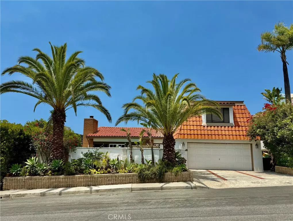 Laguna Beach, CA 92651,751 Bolsana DR