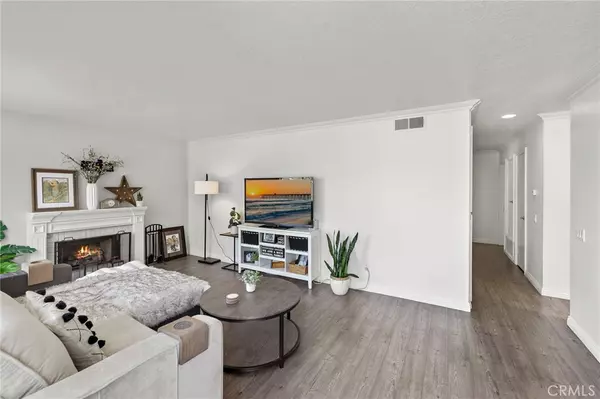 Lake Forest, CA 92630,25745 View Pointe