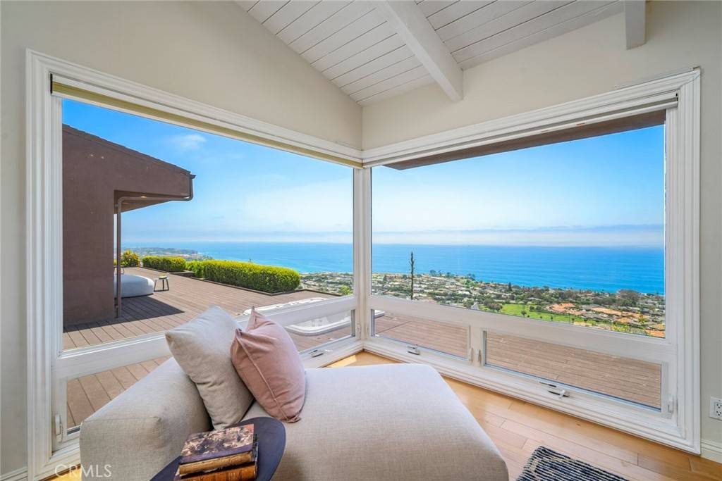 Dana Point, CA 92629,32131 Sea Island DR