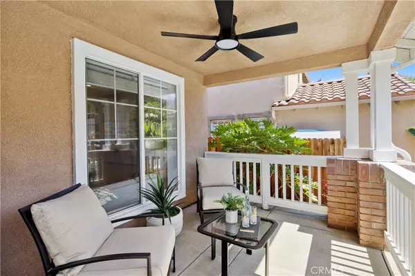 San Clemente, CA 92673,5417 Camino Mojado