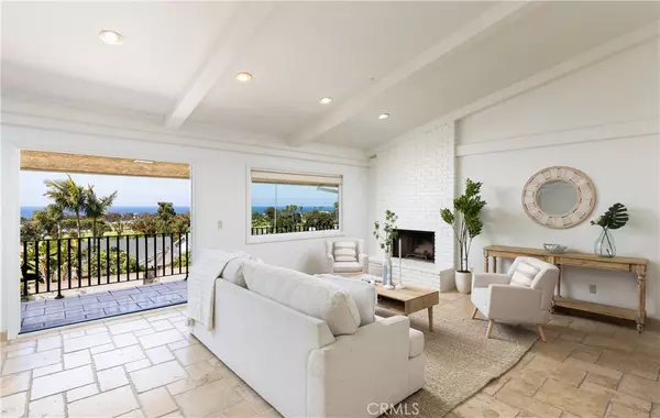 San Clemente, CA 92672,318 Avenida Costanso