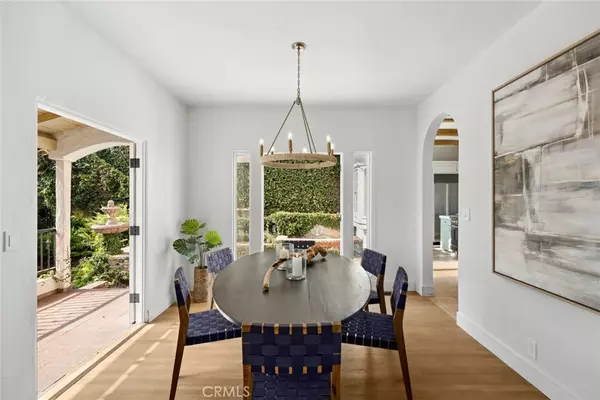 Laguna Beach, CA 92651,31402 Ocean View