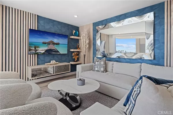 Newport Beach, CA 92663,3121 W Coast #5D
