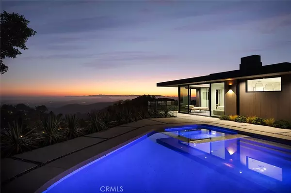 Beverly Hills, CA 90210,9015 Alto Cedro DR