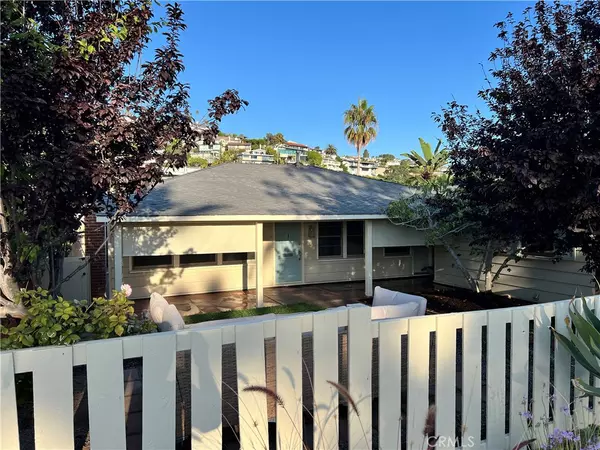 Laguna Beach, CA 92651,795 Saint Anns DR