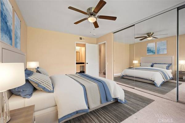 Laguna Hills, CA 92653,23392 Caminito Basilio #332