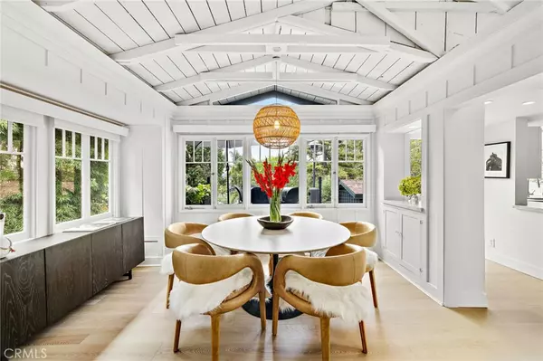 Laguna Beach, CA 92651,592 Bluebird Canyon DR