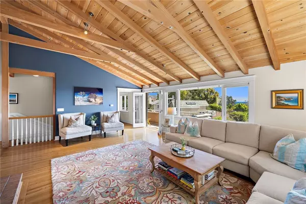 Laguna Beach, CA 92651,522 High DR