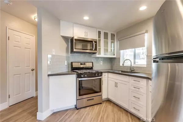 Laguna Beach, CA 92651,312 Broadway #8