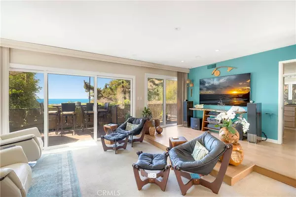 Laguna Beach, CA 92651,480 Nyes PL