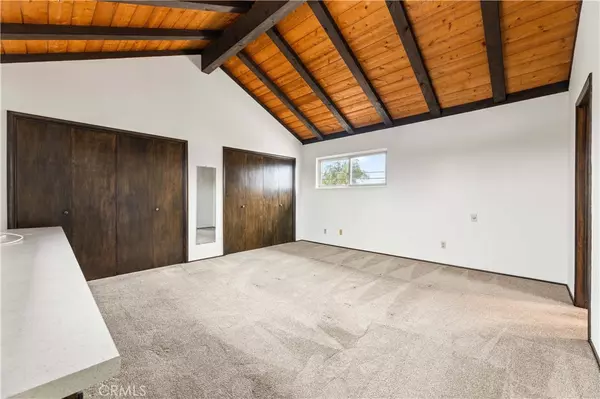 Downey, CA 90241,9063 Gotham ST