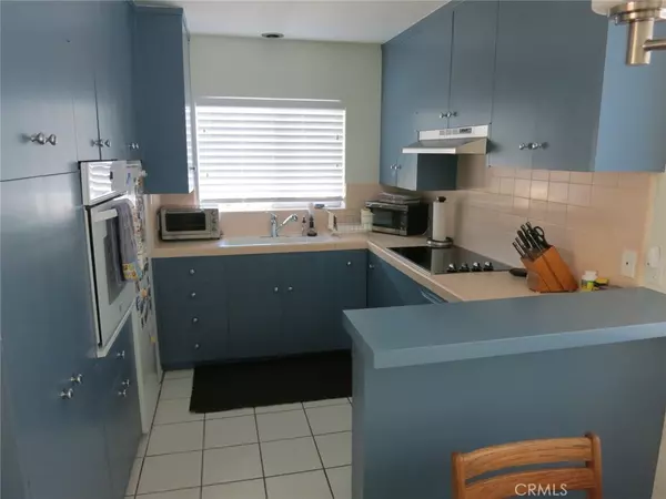 Laguna Beach, CA 92651,327 Locust ST