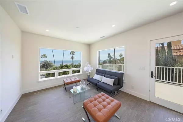 Laguna Beach, CA 92651,376 Cliff DR #C