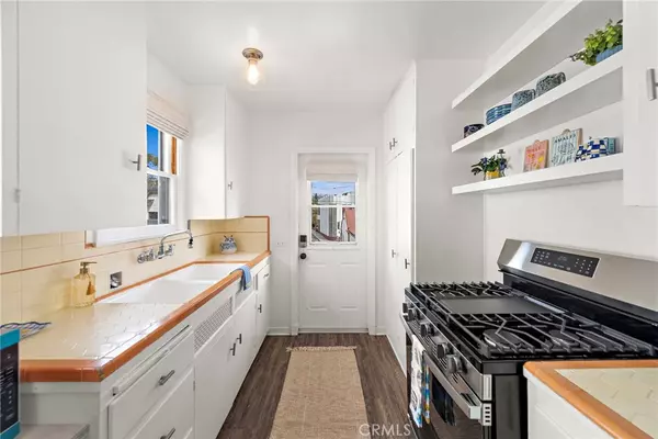 Laguna Beach, CA 92651,187 Lower Cliff DR