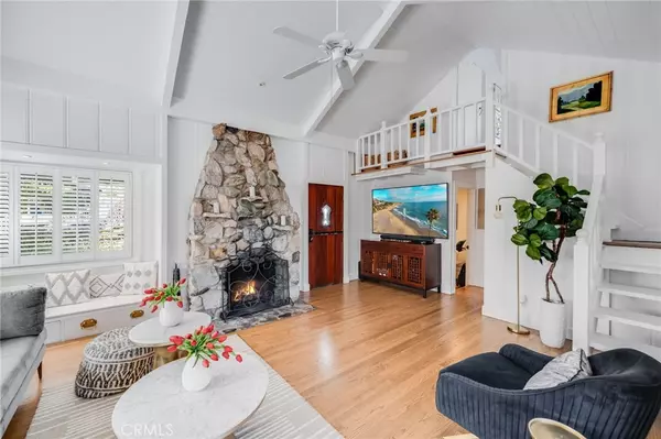 Laguna Beach, CA 92651,559 Calliope ST