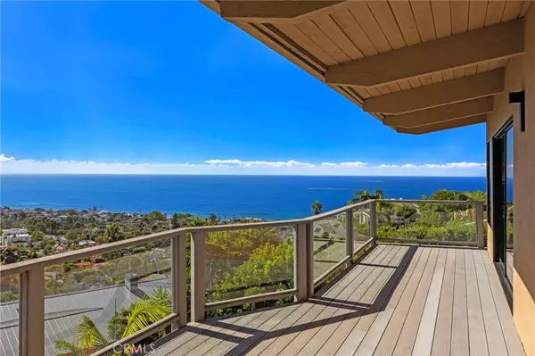 Laguna Beach, CA 92651,1220 Anacapa WAY