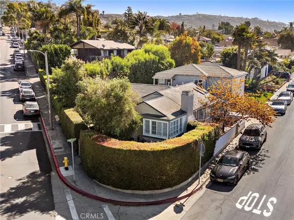 Laguna Beach, CA 92651,461 Park AVE