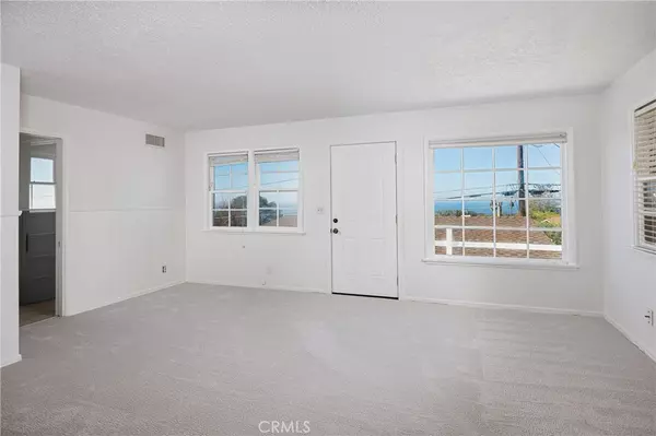 Laguna Beach, CA 92651,31503 Shrewsbury