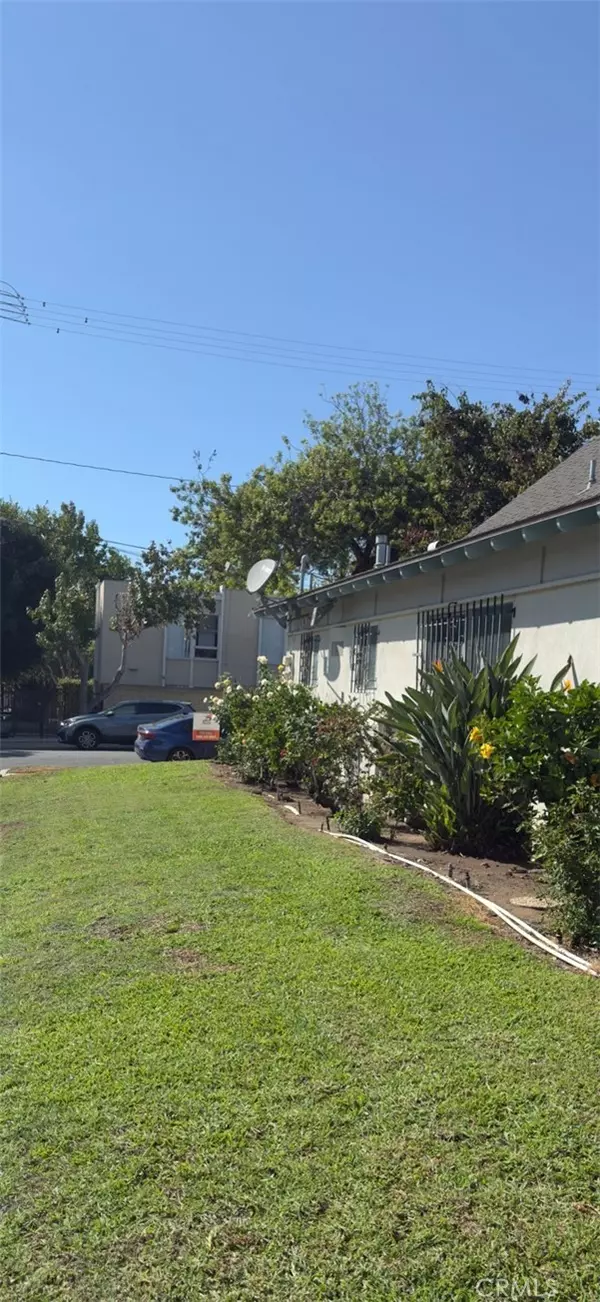Long Beach, CA 90807,3666 Cedar