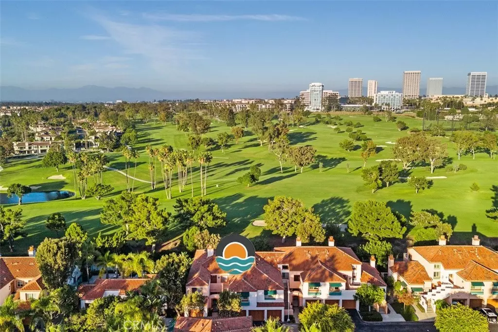 Newport Beach, CA 92660,320 Villa Point