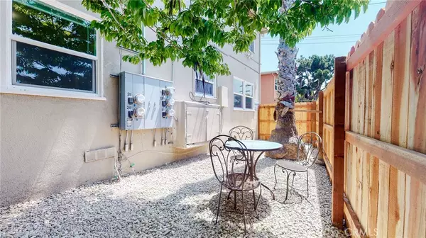 Venice, CA 90291,239 1/2 3rd AVE