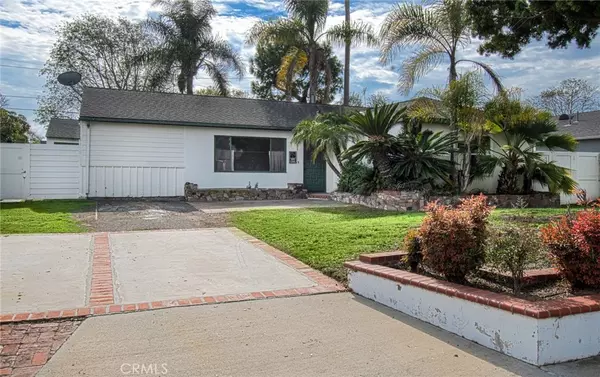 Costa Mesa, CA 92627,999 Oak ST