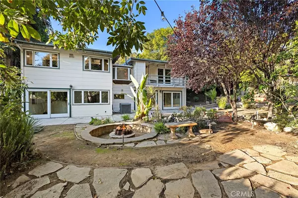 945 Park AVE, Laguna Beach, CA 92651