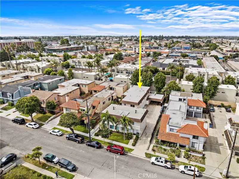 17661 Van Buren LN #D, Huntington Beach, CA 92647