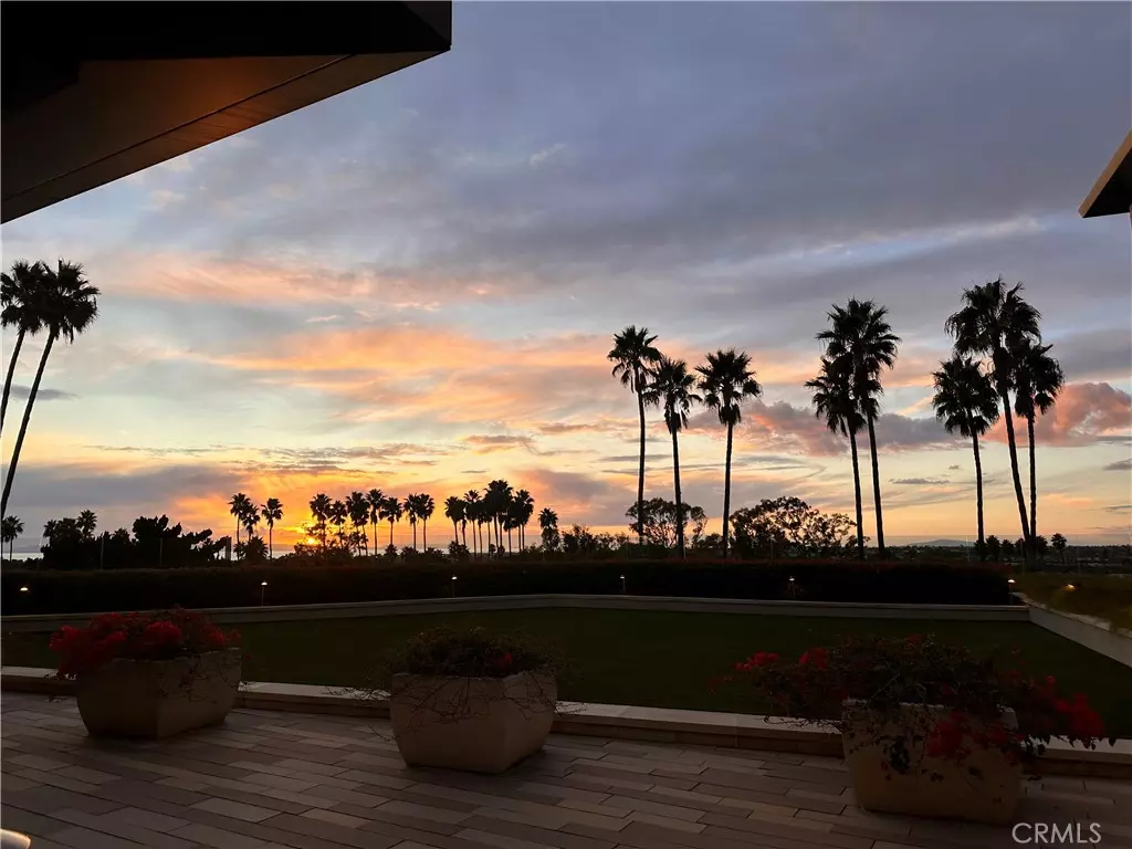 Newport Beach, CA 92660,1513 Santa Barbara