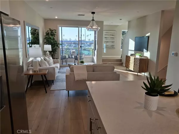 Anaheim, CA 92804,109 S Laxore ST #303