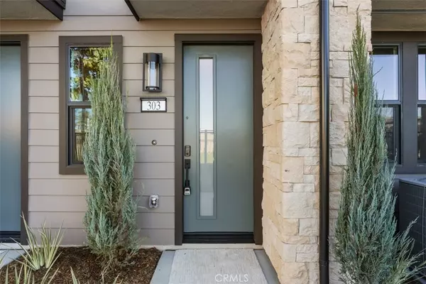 109 S Laxore ST #303, Anaheim, CA 92804