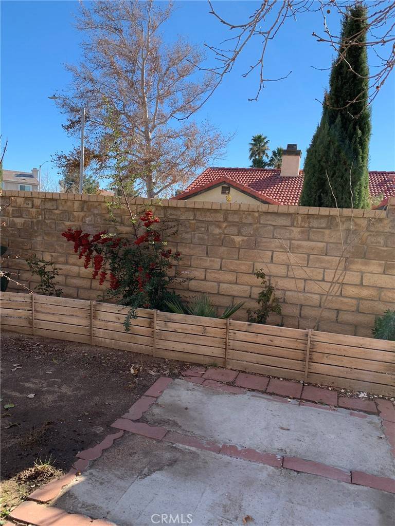 Palmdale, CA 93551,2002 Sundance CT