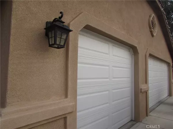 Hesperia, CA 92345,11879 7th AVE