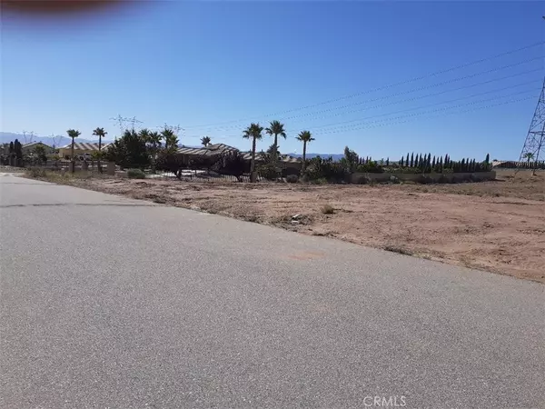 Oak Hills, CA 92344,12327 Farmington ST