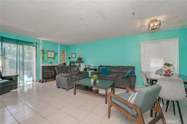 Panorama City, CA 91402,9047 Willis AVE #2