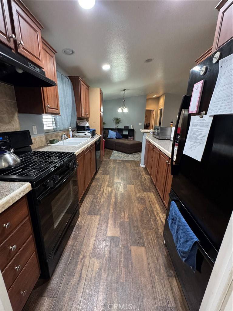 La Verne, CA 91750,2755 Arrow Hwy #67