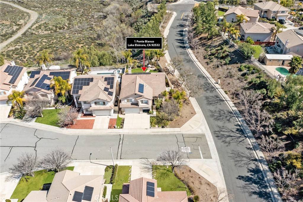 Lake Elsinore, CA 92532,1 Ponte Bianco