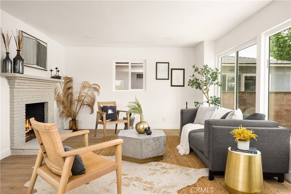 Long Beach, CA 90805,5922 John AVE