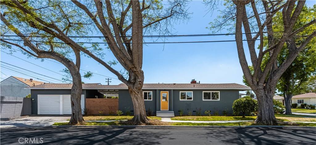 Long Beach, CA 90805,5922 John AVE