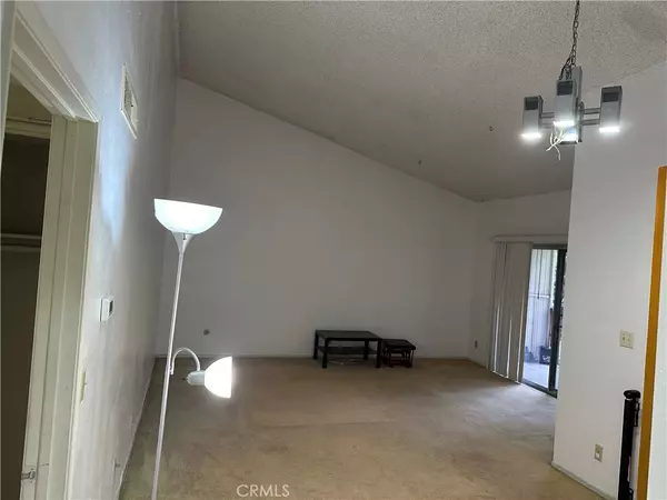Montebello, CA 90640,1661 Neil Armstrong ST #246