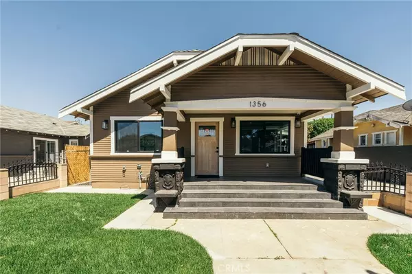 1356 & 1360 Saint Louis AVE, Long Beach, CA 90804