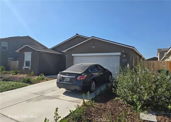 Woodlake, CA 93286,544 W. GREENWOOD AVE