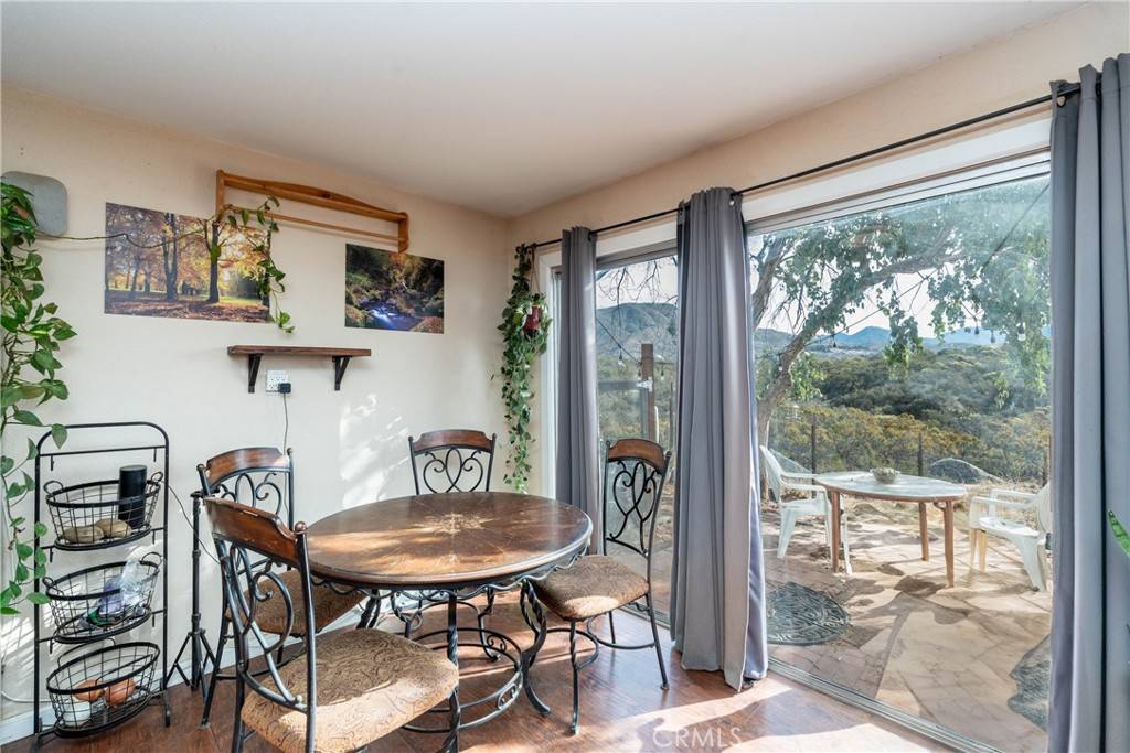 Hemet, CA 92544,32875 Red Mountain Road