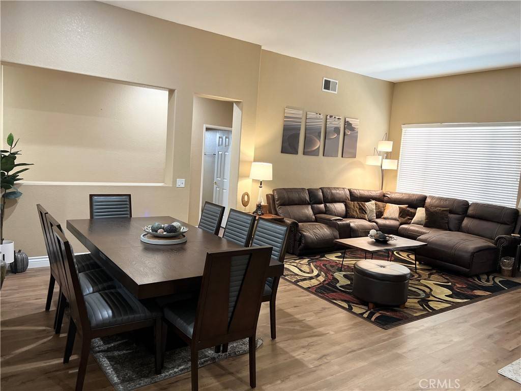 Corona, CA 92883,27103 Adelanto DR