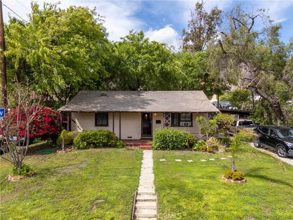 1655 E Woodbury RD, Pasadena, CA 91104