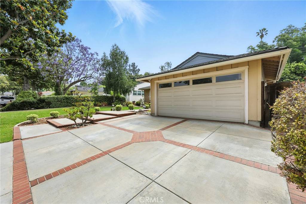 Whittier, CA 90602,7604 Forest AVE