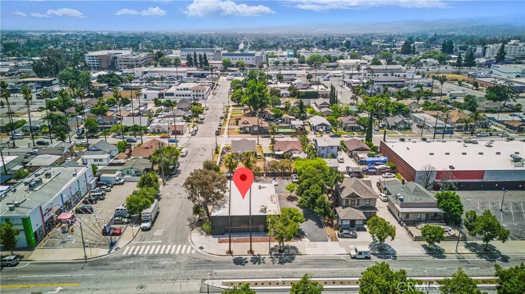 Pomona, CA 91767,390 E Holt AVE