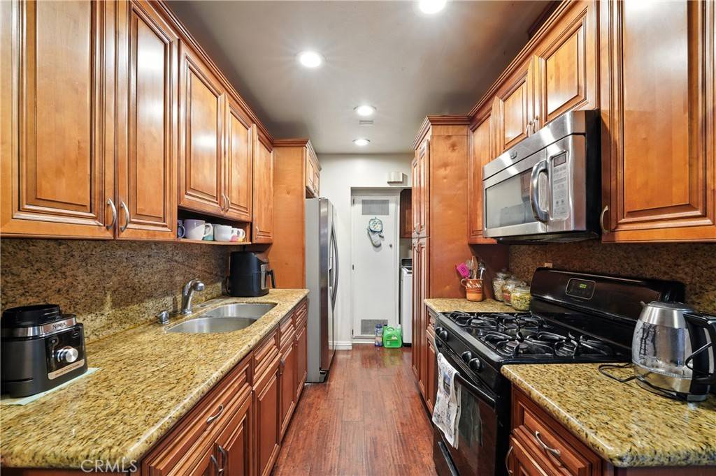 Upland, CA 91786,1459 Fredericks LN